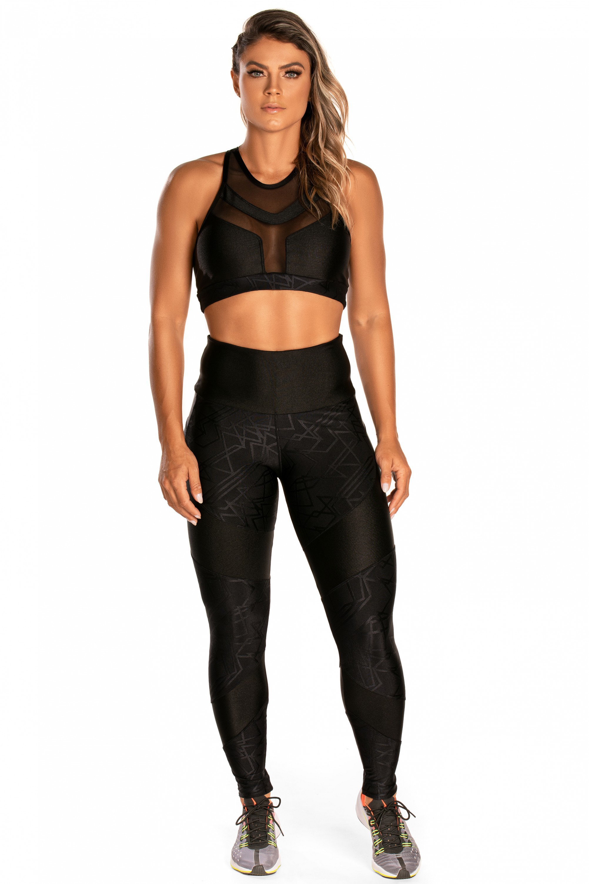 Legging Dynamic em Tecido Platinado e Texturizado - Donna Carioca Moda  Fitness