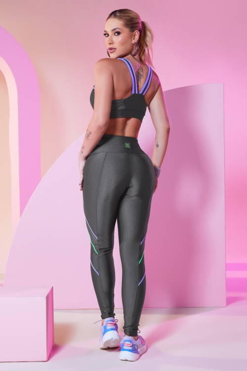 Legging Rainbow Cinza Granada em Tecido Platinado - Donna Carioca Moda  Fitness